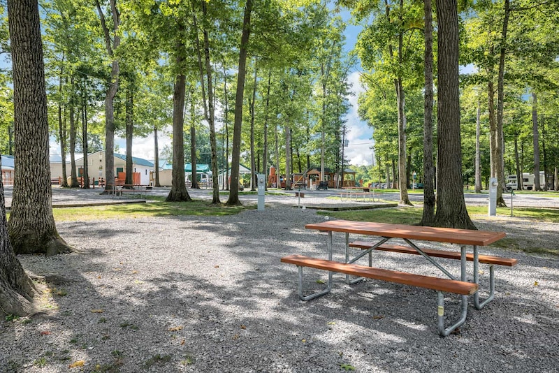 Preferred Premium Back-In RV Site-2